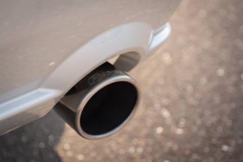 2005-2010 Ford Mustang GT Axle Back Exhaust Kit With Violator Mufflers 409 Stainless Pypes Performance Exhaust