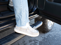 19-Current Silverado 1500 Double Cab 5 Inch Oval Side Step Fishbone Offroad