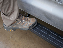 07-21 Tundra Crew Cab 5 Inch Oval Side Steps Fishbone Offroad